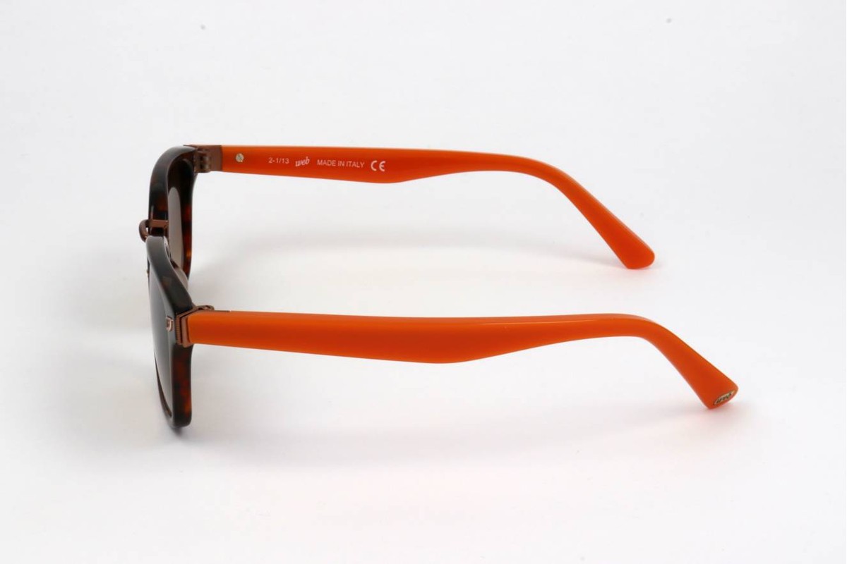 Web Eyewear WE0113 — Sunglasses Rectangular - Image 3