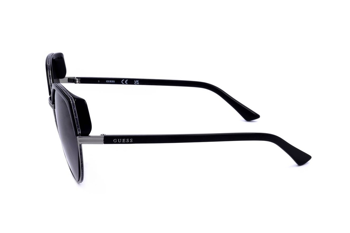 Guess GU7872 — Sunglasses - Image 3
