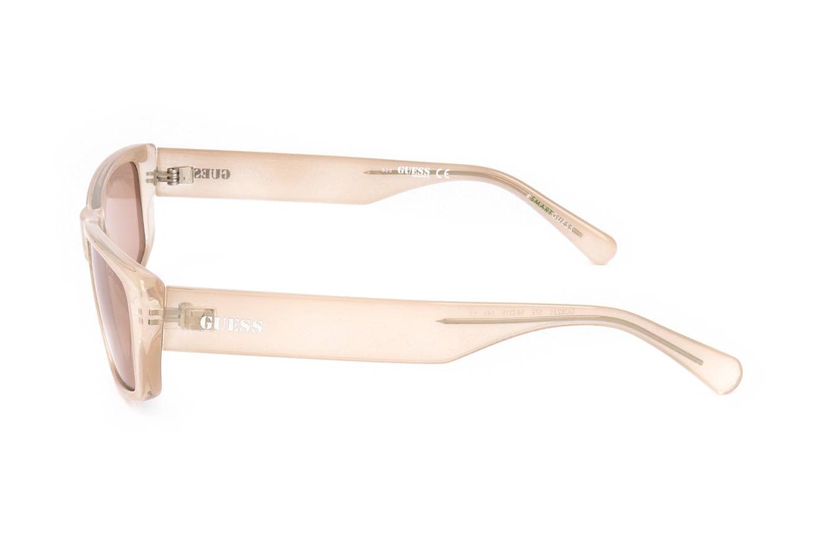 Guess GU8231 — Sunglasses Rectangular - Image 3