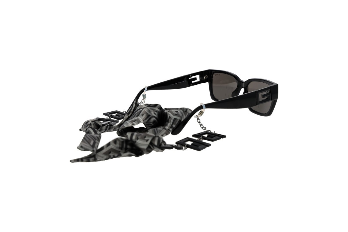 Guess GU7916 — Sunglasses Square - Image 3